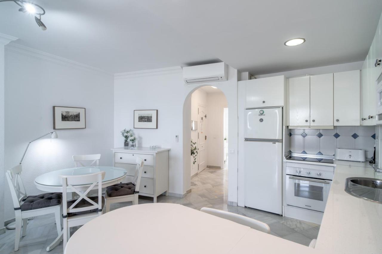 Stella Maris B Casasol Apartments เนร์คา ภายนอก รูปภาพ