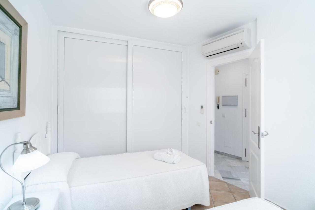 Stella Maris B Casasol Apartments เนร์คา ภายนอก รูปภาพ
